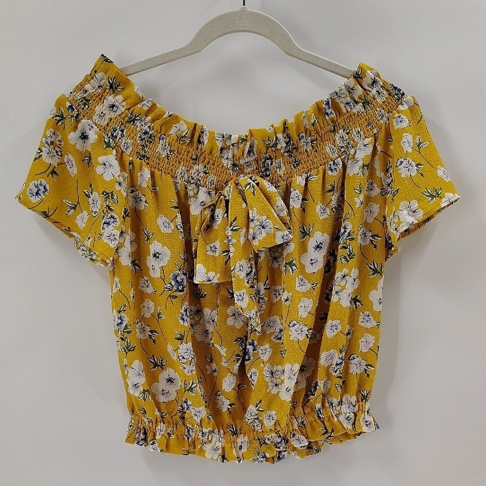 Indigo Rising Blouse Size Medium Yellow Blue Floral Print Off Shoulder Crop Top
